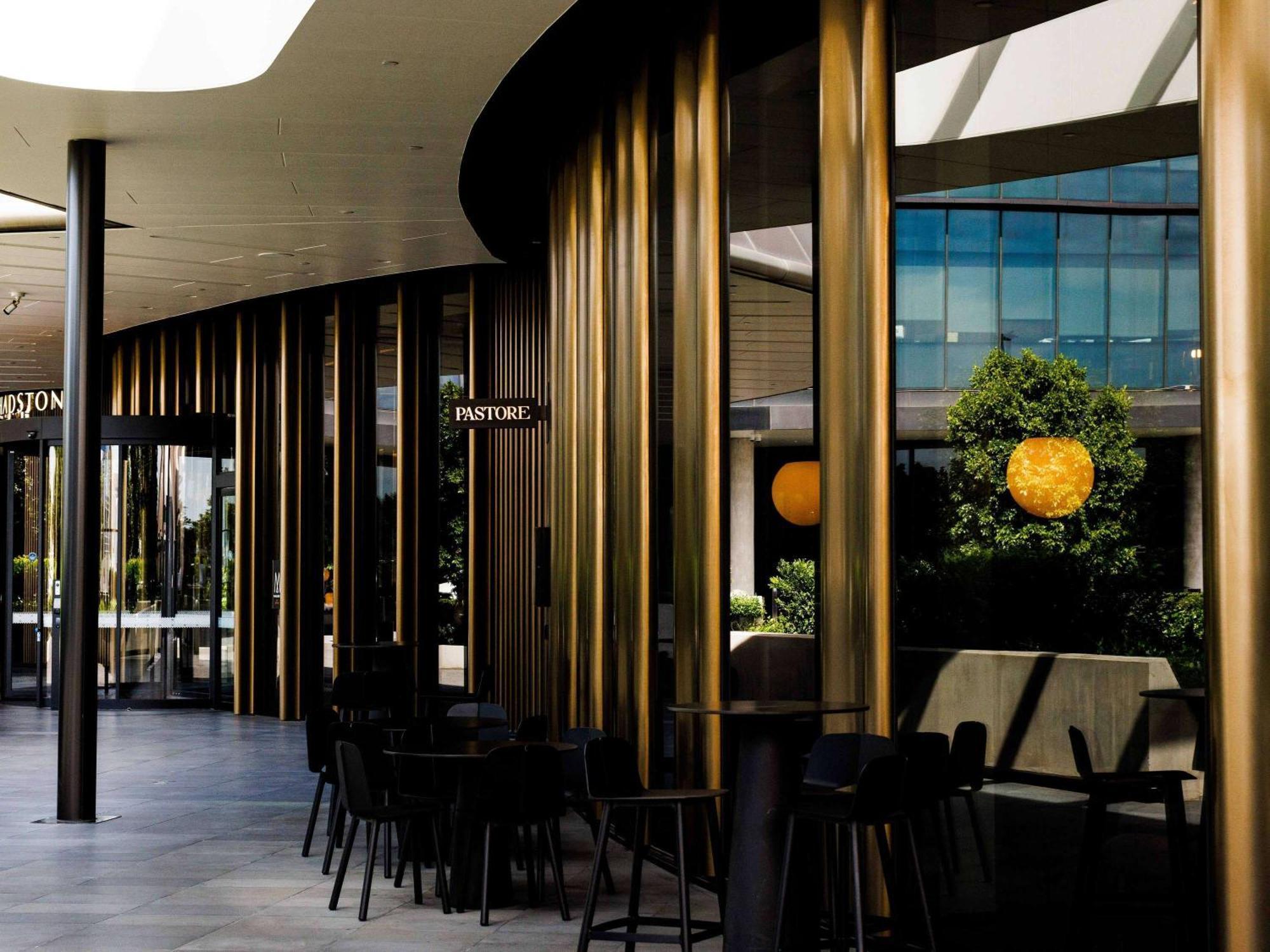 Hotel Chadstone Melbourne Mgallery Collection Exterior foto The interior of Emporium